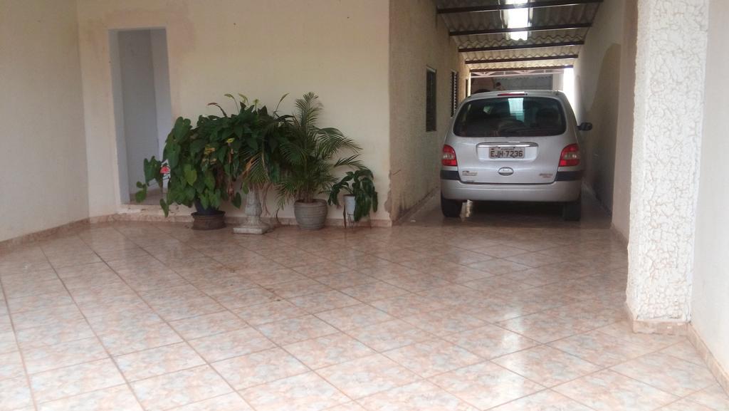 suítes economy uberlandia Uberlândia Exterior foto